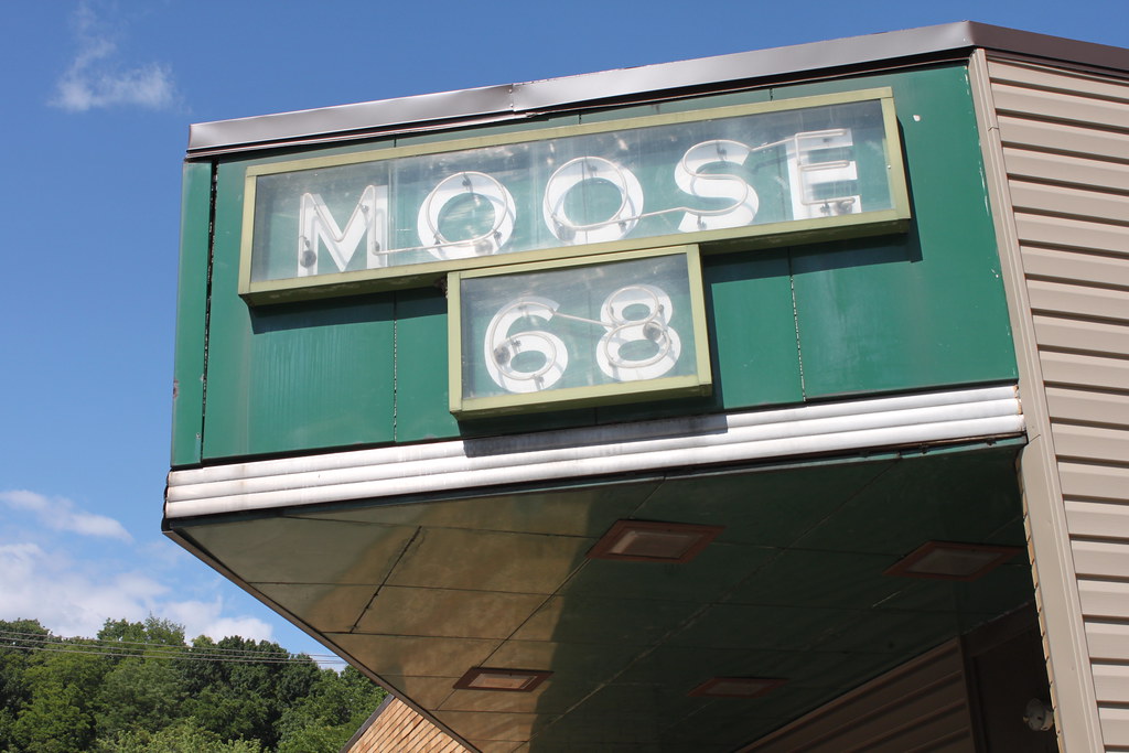 Moose 68 Neon The Moose lodge in Millvale, Pennsylvania ha… Flickr