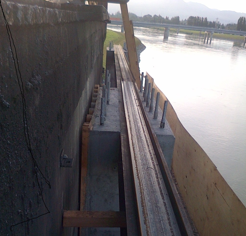 What's a pier pedestal? Here are two of the three pier ped… Flickr