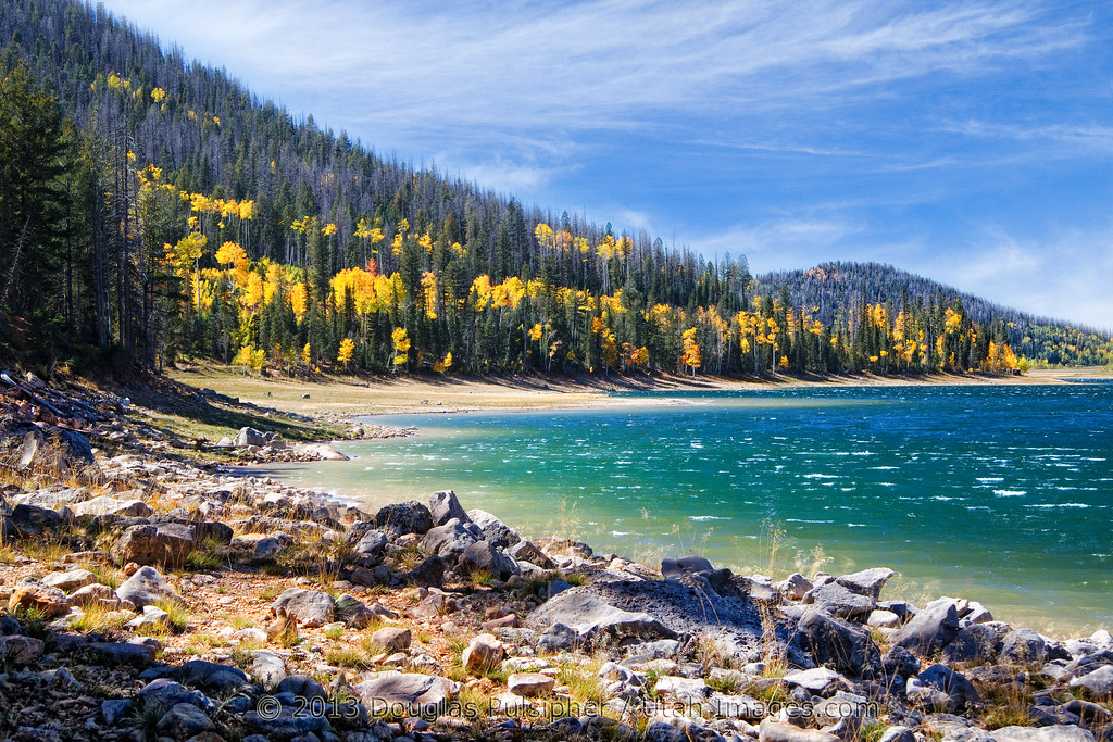 Navajo Lake Autumn day on the rock shores of Navajo Lake i… Flickr
