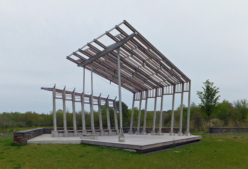 Landscape Architecture features at FarnhamConnolly Park … Flickr