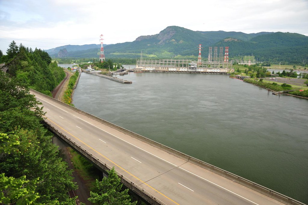 Bonneville Dam View of Bonneville Dam from the old histori… Flickr