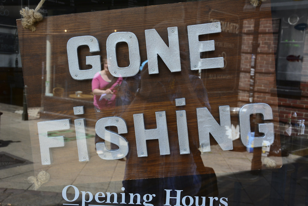 Norwich Streets, Gone Fishing Shop GoGoGorillas trail In N… Flickr