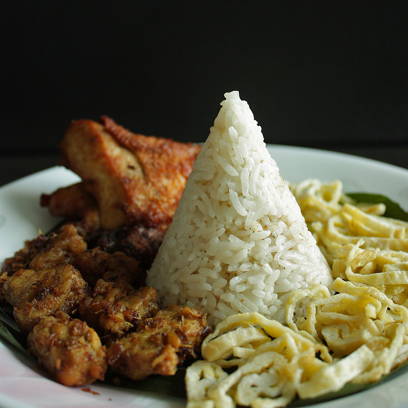 Nasi Uduk Betawi / Masakan Nusantara Resep Nasi Uduk