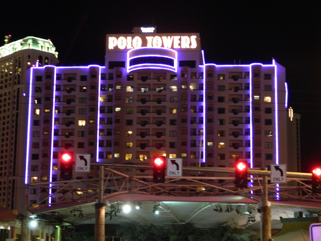Polo Towers Polo Towers hotel Paradise (Las Vegas), Clark … Flickr