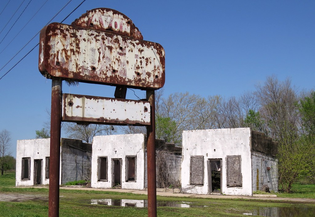 Afton Avon Court Afton, Oklahoma; built in 1936, the shel… Flickr