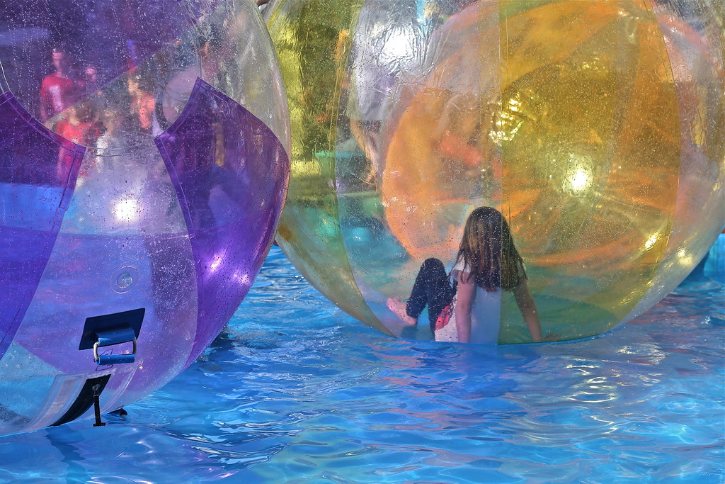 Pastel Bubbles 07 Impossible not to obsess over the light … Flickr