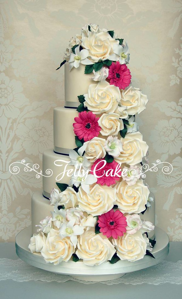 Floral Cascade Wedding Cake A cascade of sugar flowers to … Flickr