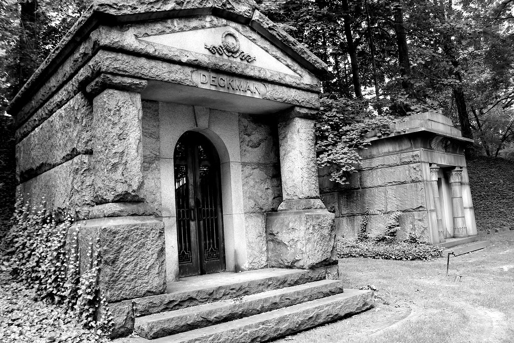 IMG_1110 Lakeview Cemetery Shoot 7/14/2013 Renaissan Flickr