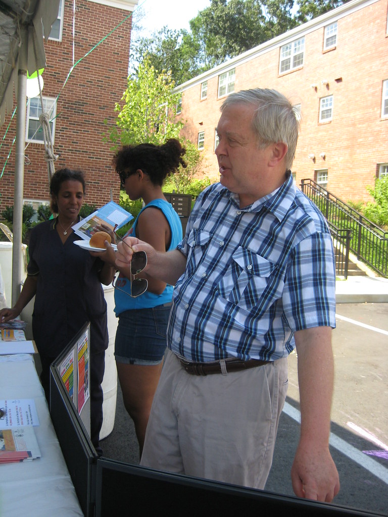 IMG_3255 Buchanan Gardens 07.15.2013 APAH Arlington Flickr