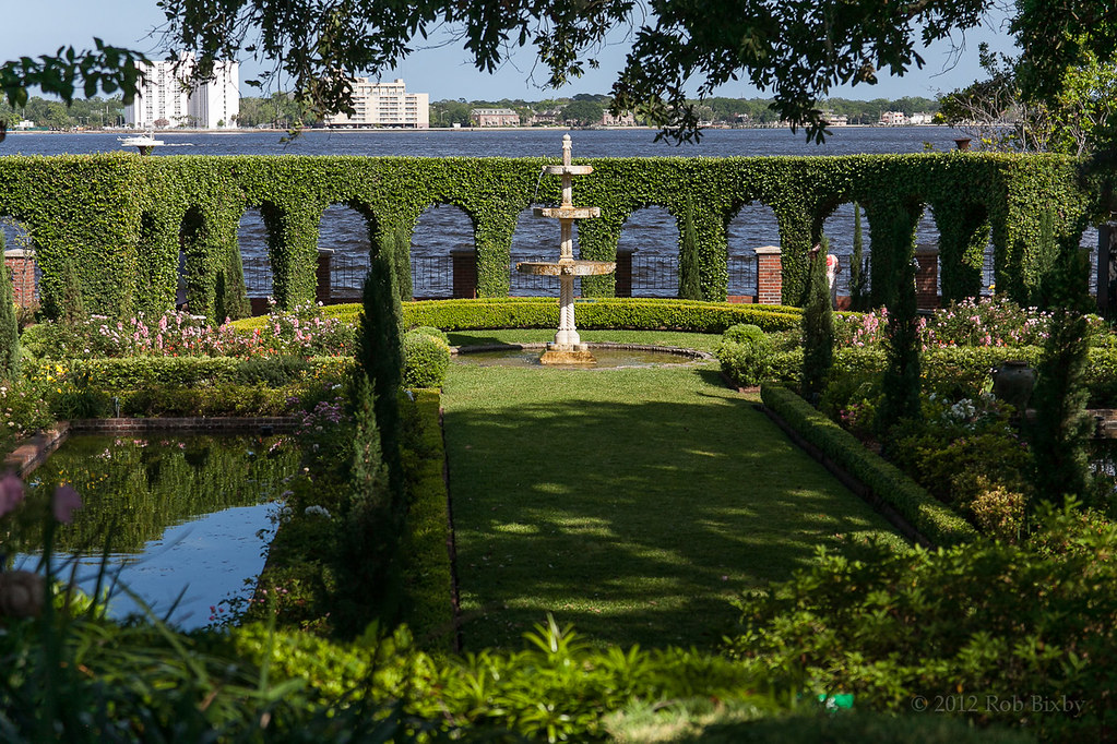 Cummer_Museum_417123911.jpg Rob Bixby Flickr