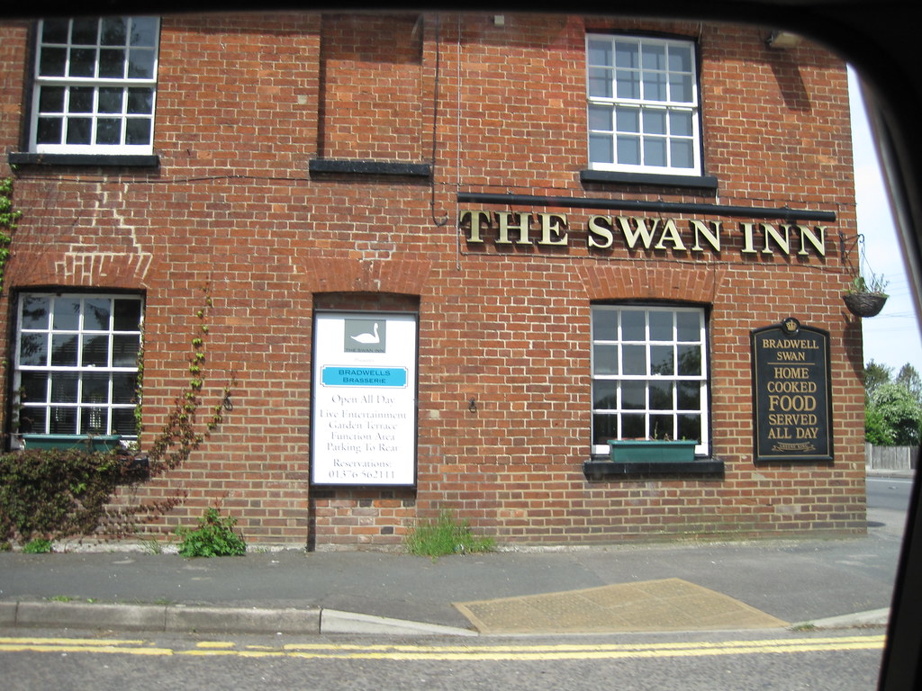 The Bradwell Swan IMG_3850 The Swan Inn, Coggeshall Road, … Flickr