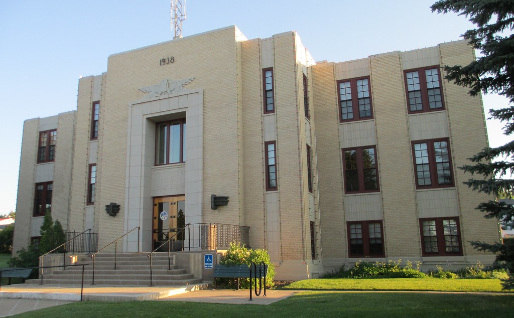 Glacier County Courthouse (Cut Bank, Montana) The Glacier … Flickr