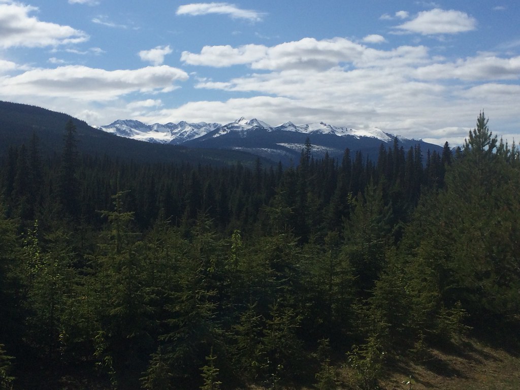 Dome Creek surrounded by Mountains domecreek Flickr