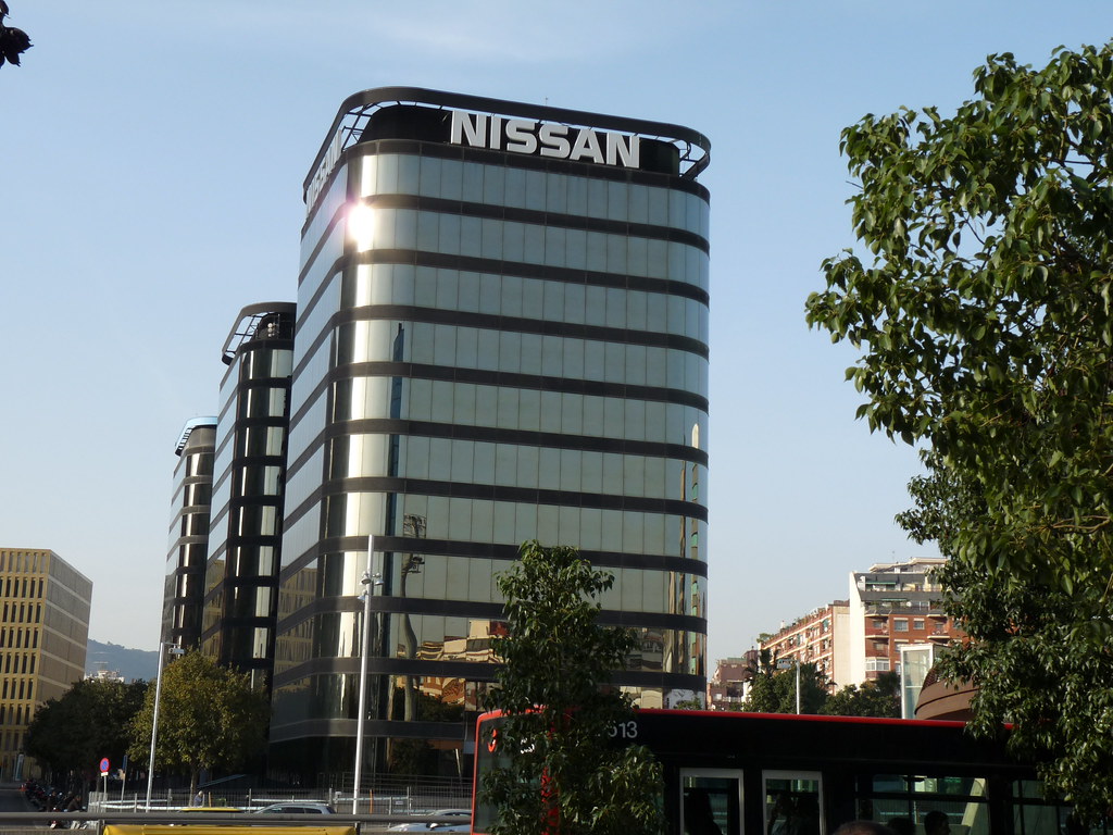 TORRE NISSAN EN BARCELONA Edificio de la firma de automóvi… Flickr