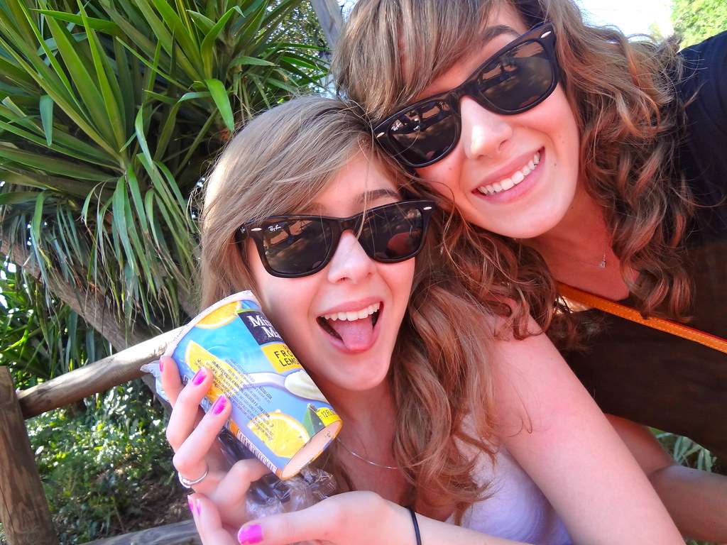 Lemonade time! Kenzie MacDowell Flickr