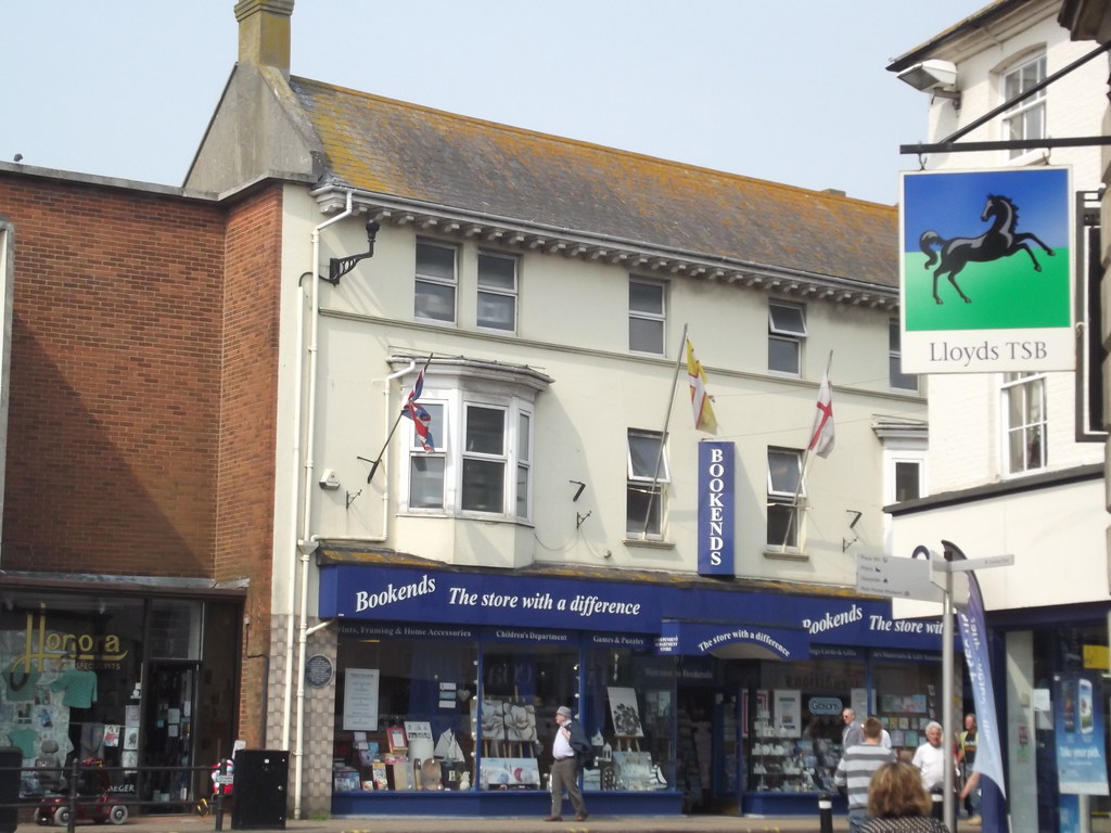 Bookends High Street, Christchurch a photo on Flickriver