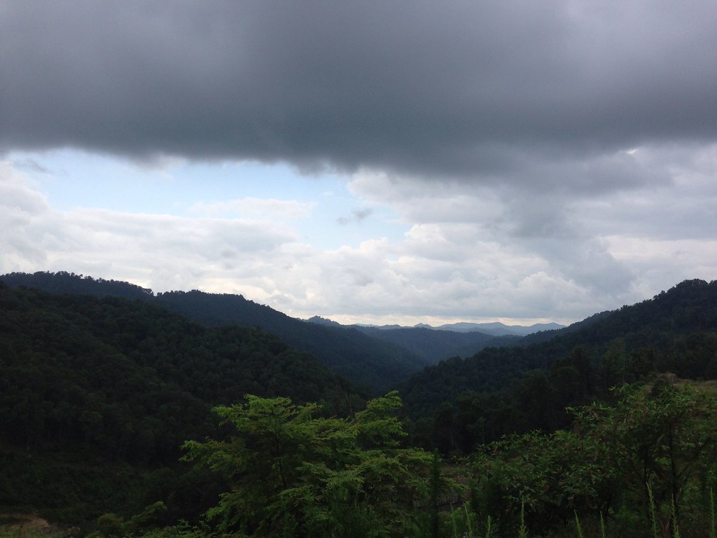 West Virginia scenery View of Red Jacket, WV from King Coa… Flickr