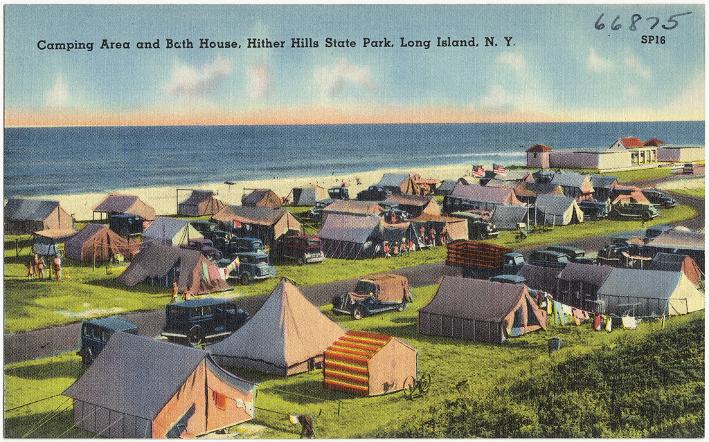 Camping area and bath house, Hither Hills State Park, Long… Flickr