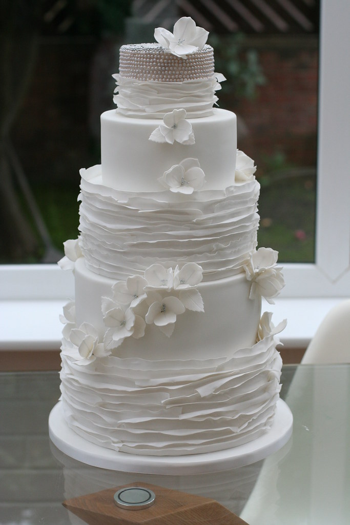 wedding cake victoria made (2) victoria watkinjones Flickr
