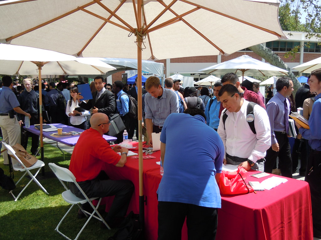 Cal Poly Pomona Job Fair Representing the U.S. Army Corps … Flickr