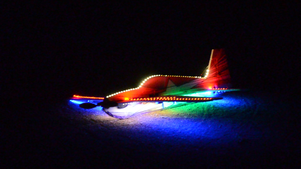 Night RC Airplane Night RC Airplane at the BarryFast RC Pa… Flickr