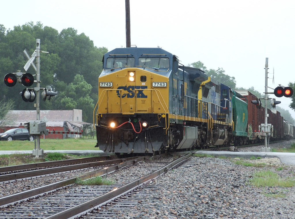 Lacoochee in the Rain The railroad frequency scanner told … Flickr