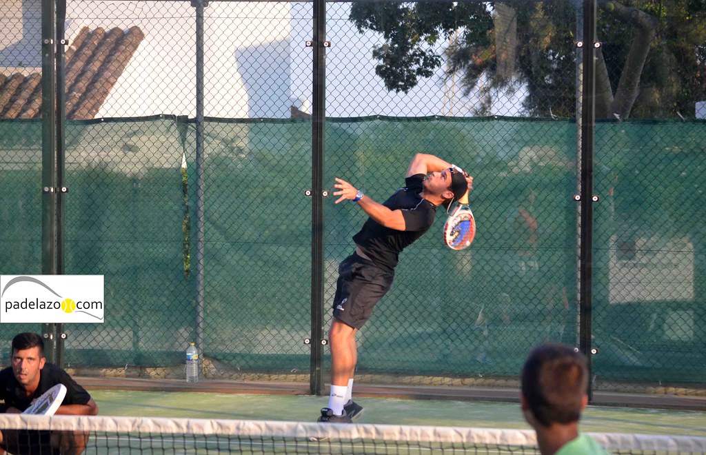 Nico Moral y Pedro Caballero inscriben su nombre en el aniversario del Torneo de Pádel del club