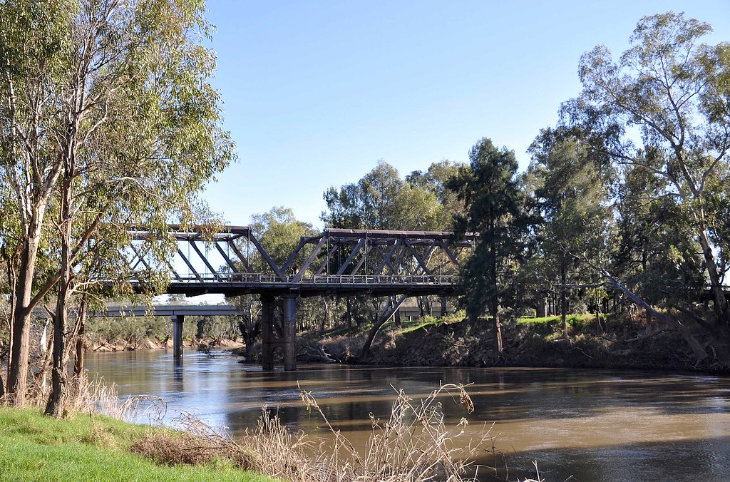 Hampden Bridge Wagga Wagga (4) Hampden Bridge is a woode… Flickr