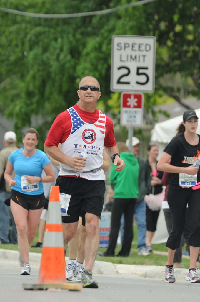 2012 Fargo Marathon507 North Dakota Army National Guard 1… Flickr