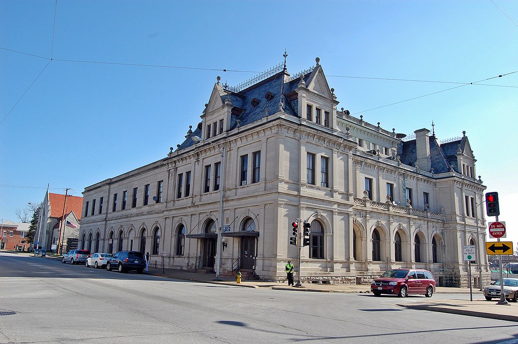 Quincy, Illinois 95 Post Office and Courthouse c 1887, alo… Flickr