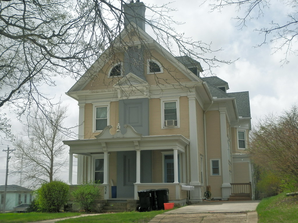 former Traul Funeral Home Ottumwa, Iowa The Traul Funera… Flickr