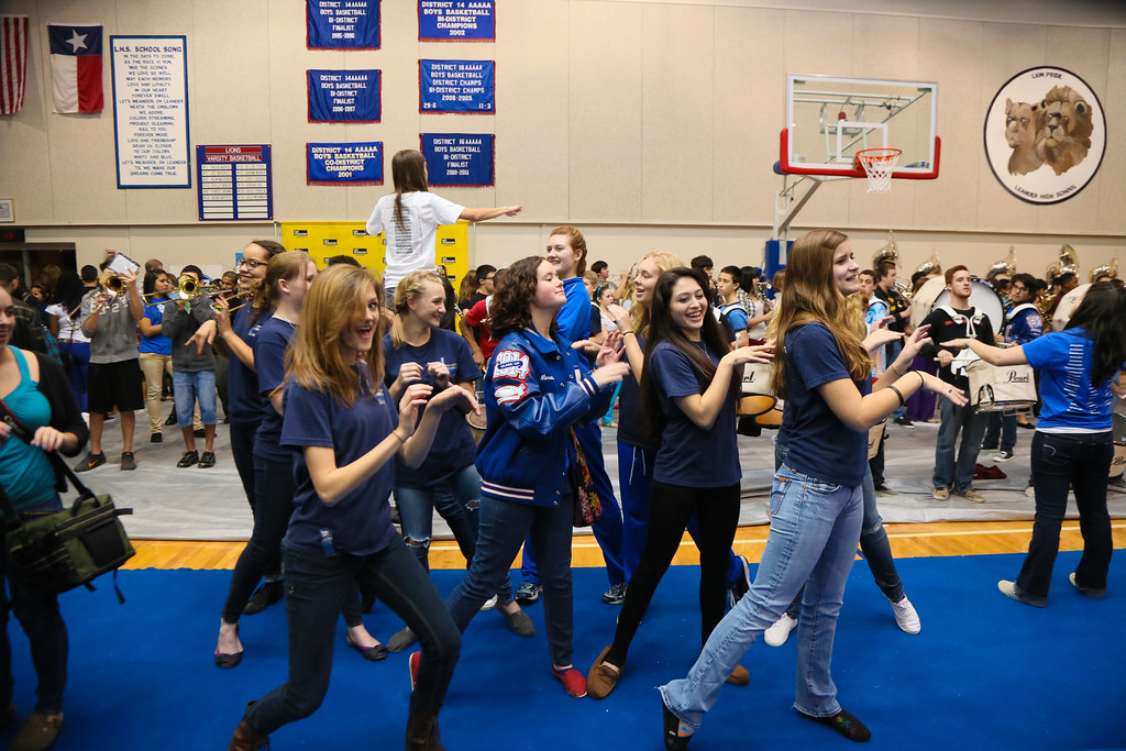 getschooledleander93 Leander High School Victory Tour Flickr