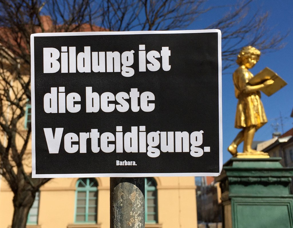BildungistdiebesteVerteidigung Bleibt Bunt Flickr