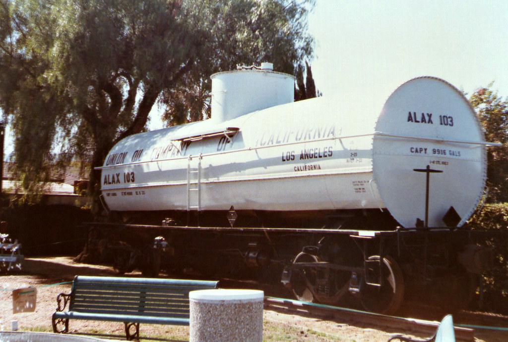 Union Oil Tank Car ALAX 103 At The Lomita Railroad Museum… Flickr