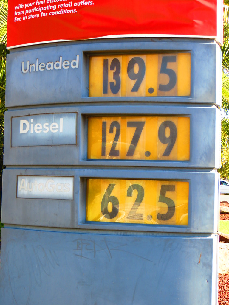 Shell/Coles Express petrol station A10 North East Rd/Sud… Flickr