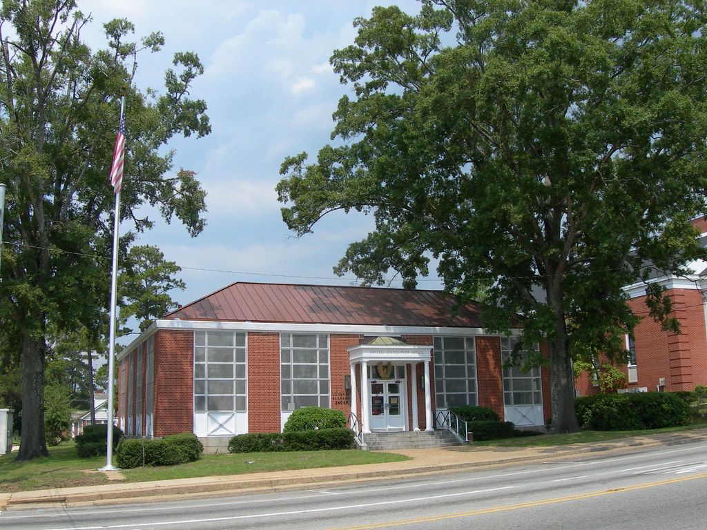 Luverne, Alabama 36049 Constructed in 1940. New Deal mural… Flickr