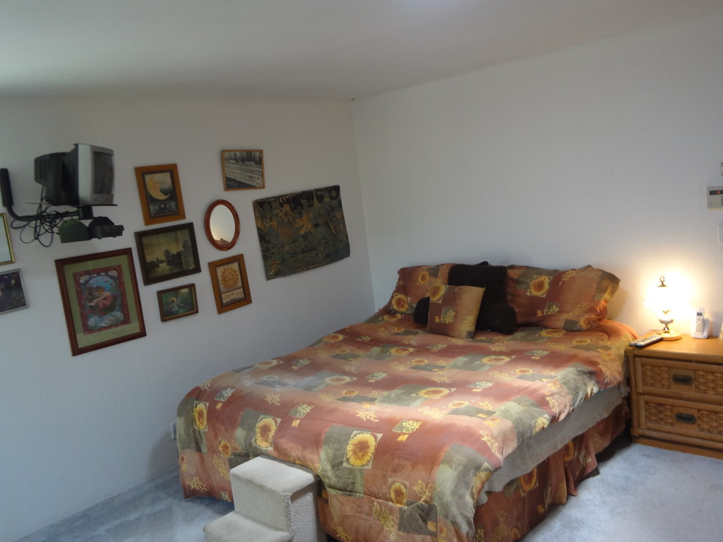 Master Bedroom (King Bed) Denise Solters Flickr