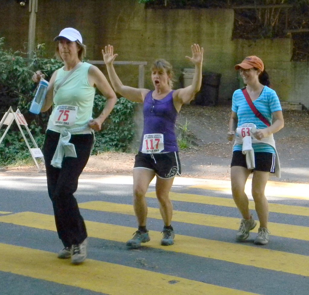 75_117_63 Participants completing the Dipsea Hike Photogra… Flickr