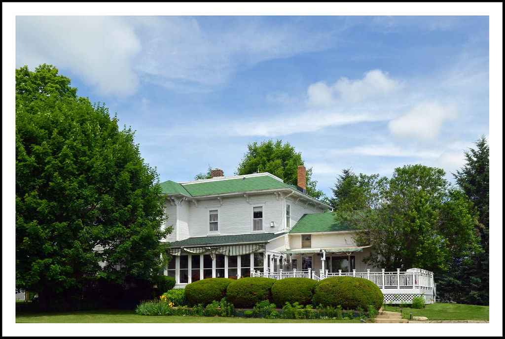 Dewey Lake Manor in Michigan's Irish Hills June Dewey La… Flickr