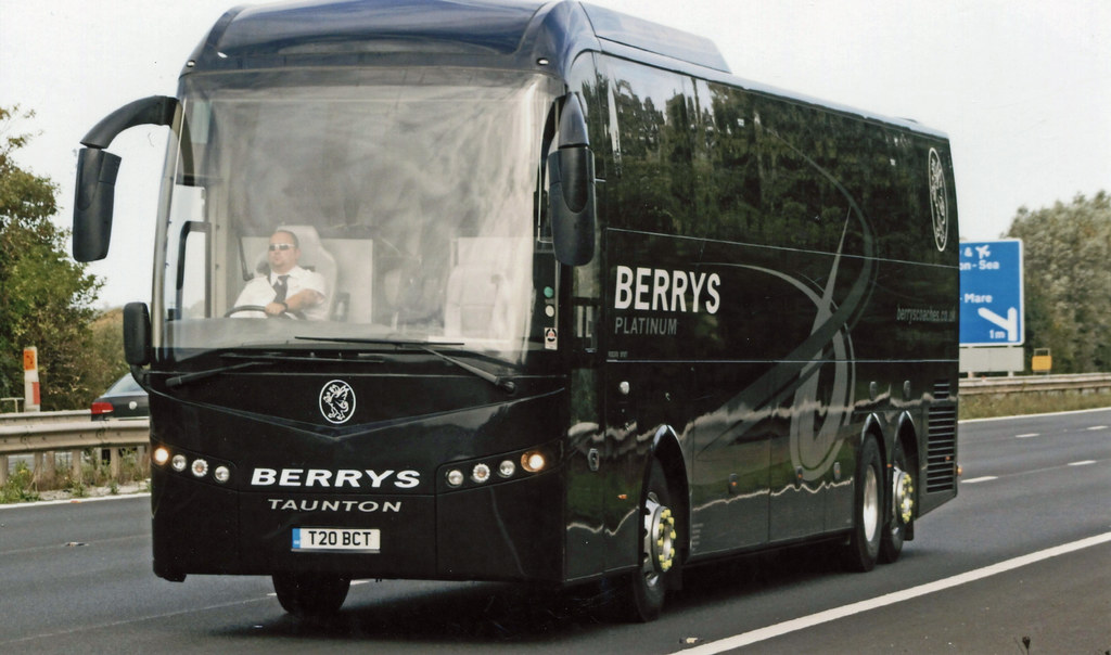 Berry, Norton Fitzwarren (SO) T20 BCT (FJ57 CZL, 1 FTO, … Flickr