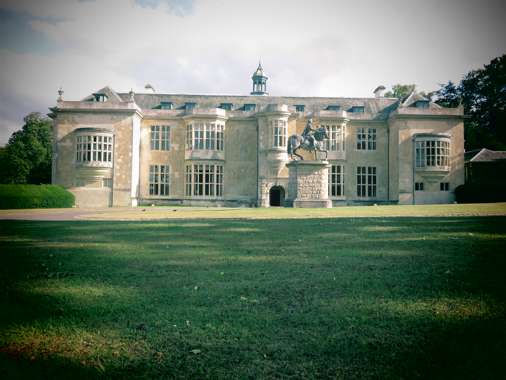 Hartwell House, Aylesbury Qosy Flickr