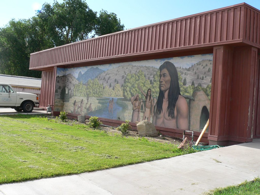 Oregon Trail Mural in Vale Oregon 1 Murals featured on bui… Flickr