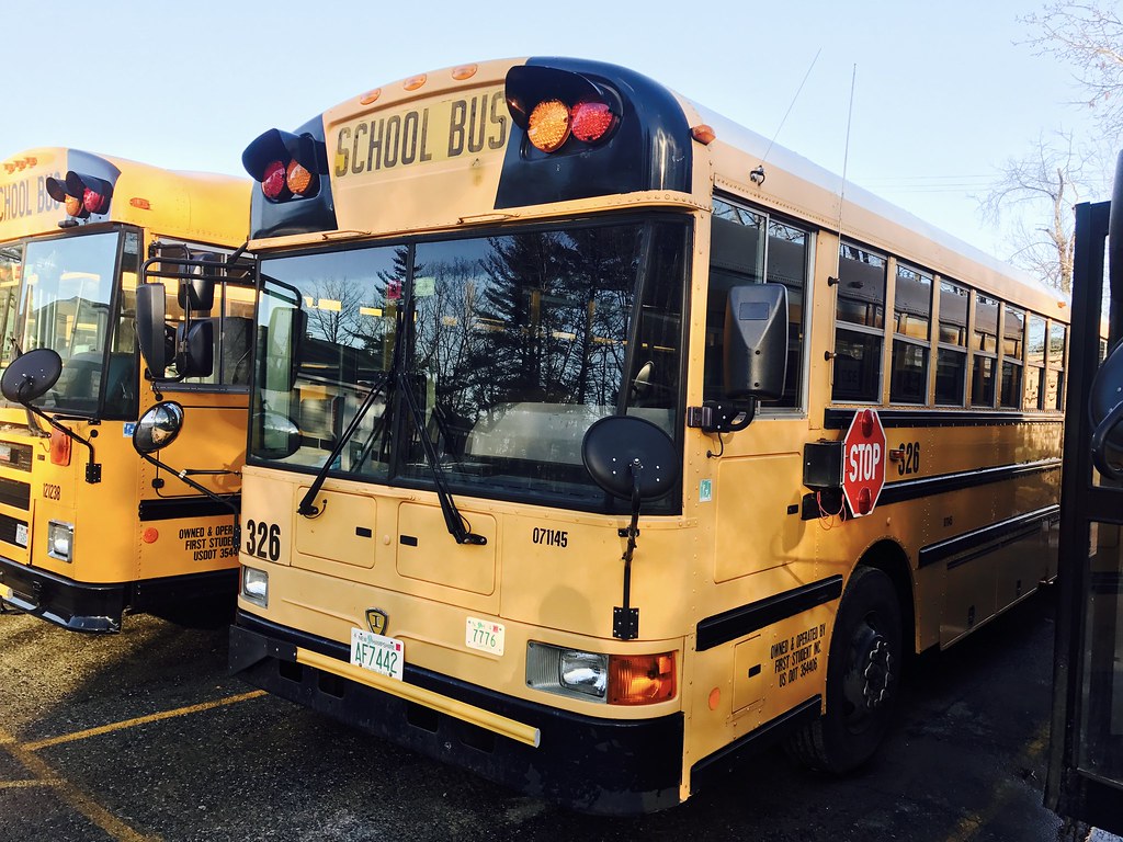 071145 Salem NH School District First Student Ex Brooklyn … Flickr