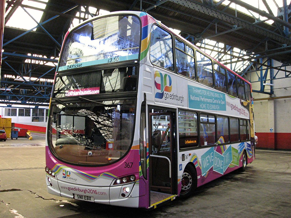 Lothian Buses 367 (SN11EBX) 280913 Wright Eclipse Gemi… Flickr
