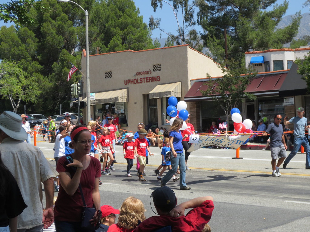 2013 LA CANADA FLINTRIDGE MEMORIAL DAY PARADE Scott Flickr