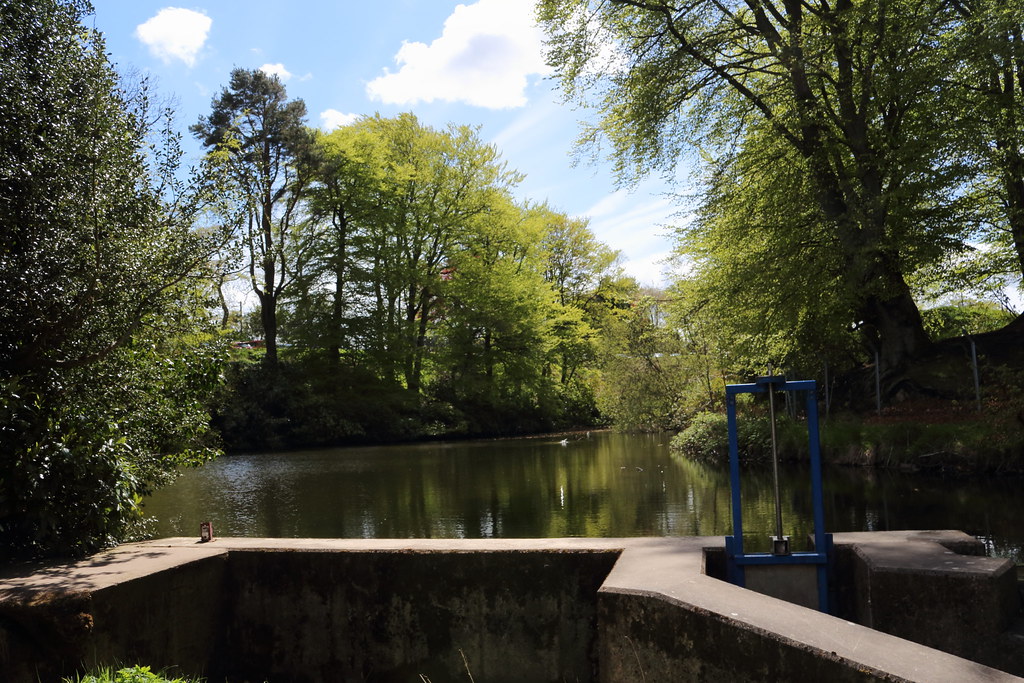 Bucks Burn Lade,Howes Road,Bucksburn,Aberdeen Alan Longmuir. Flickr