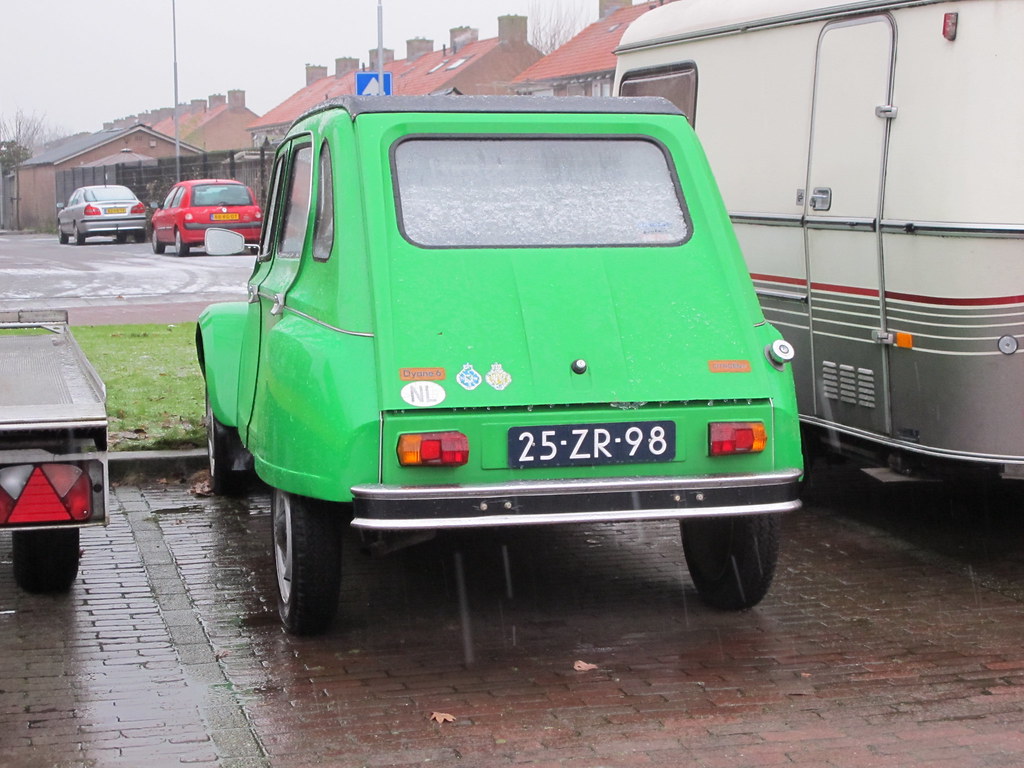 1977 Citroen Dyane 25ZR98 Barneveld, 12 december 2012 Da… Flickr