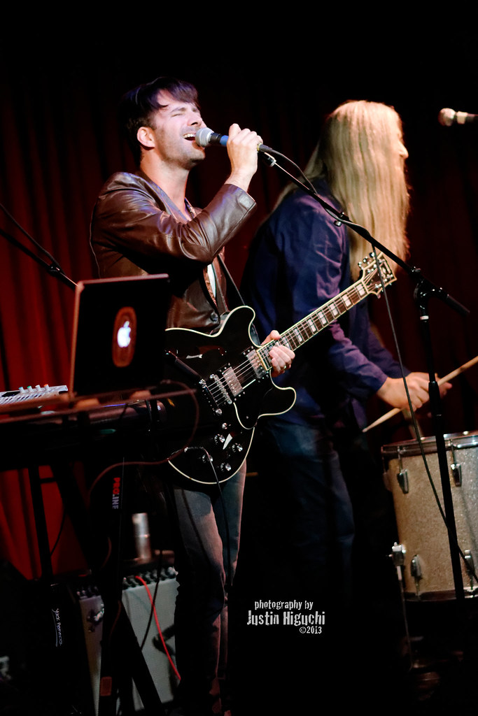 AM & Shawn Lee 9/25/2013 1 AM & Shawn Lee performing live… Flickr