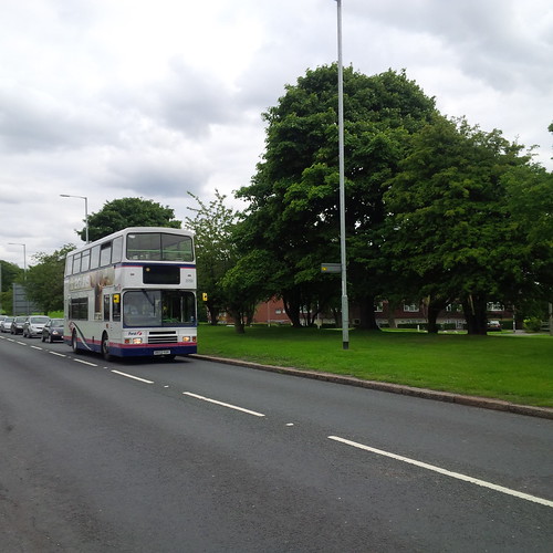 First 31769 R933YOV Leeds Ring Road, Seacroft anyone any i… Flickr