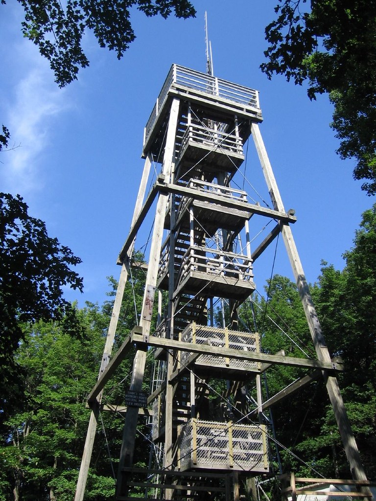 Wisconsin Highpoint Timm's Hill is the highest natural poi… Flickr